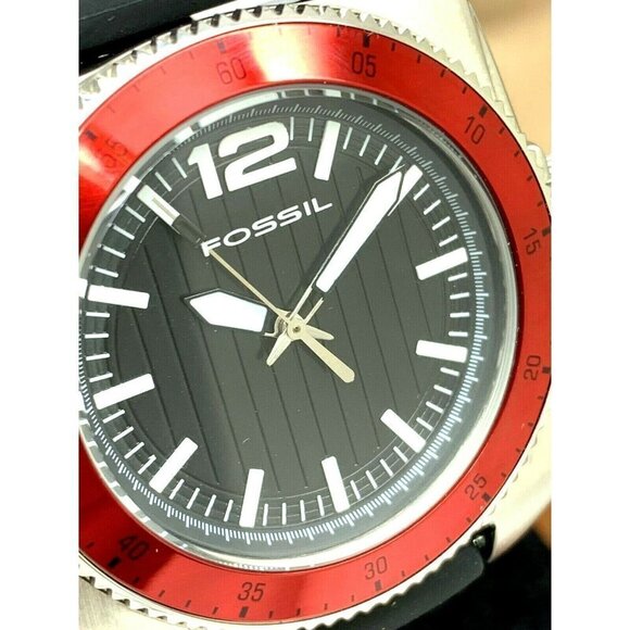 Fossil Men's Watch WB1042 Quartz Black Dial Silver Red Bezel 38mm Rubber… - Picture 12 of 13
